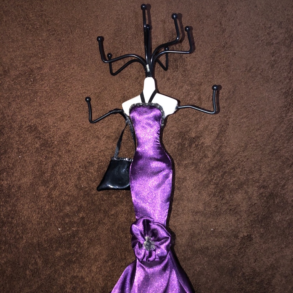 Jewelry holder